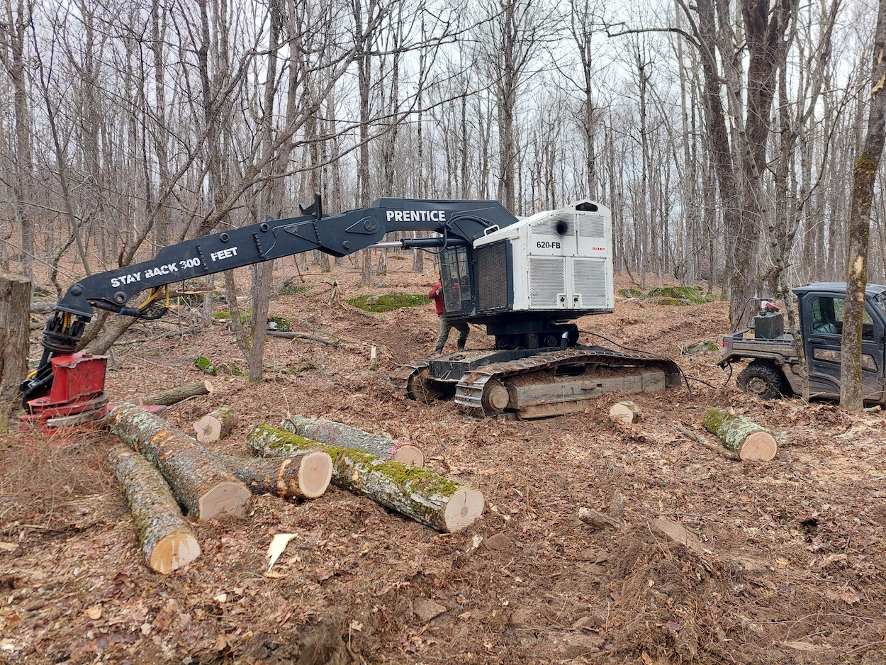 1 Fueling feller buncher short skidder